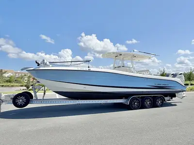 2004 Hydra-Sports 3300