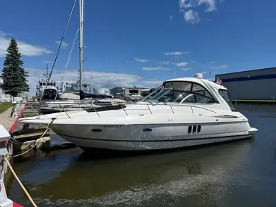 2006 Cruisers 420 Express