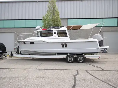 Ranger Tugs R-25