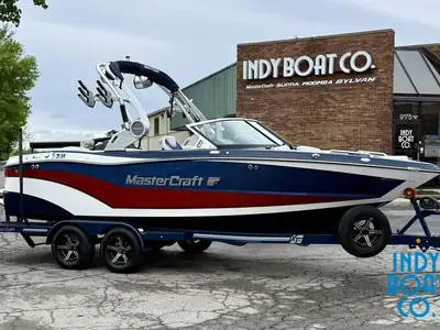 2020 MasterCraft XT21