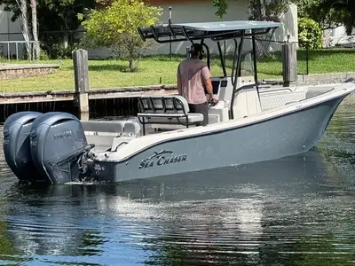 Sea Chaser 24 HFC
