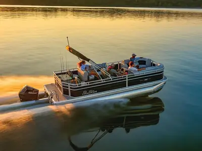 Sun Tracker SPORTFISH 22
