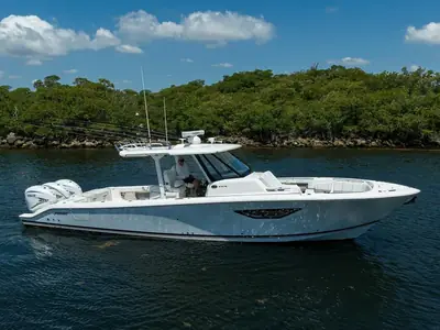 2021 Pursuit S 378 Sport