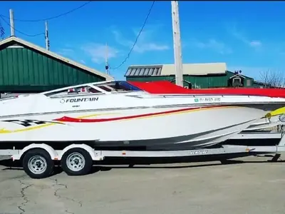 Fountain Powerboats 27 FEVER