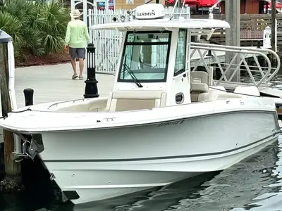 2018 Boston Whaler 280 Outrage