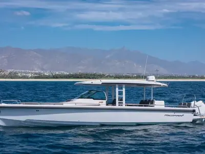 2020 Axopar 37 Sun Top