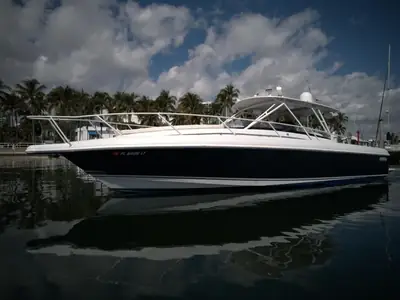 2002 Intrepid Powerboats 377