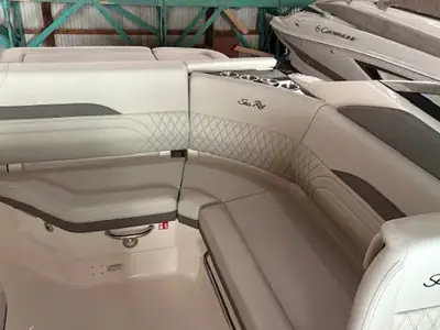 2025 Sea Ray 260 SLX