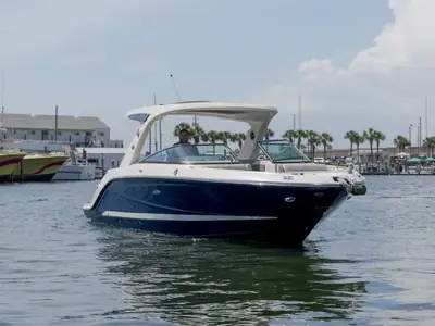 2026 Sea Ray SLX 310 Outboard