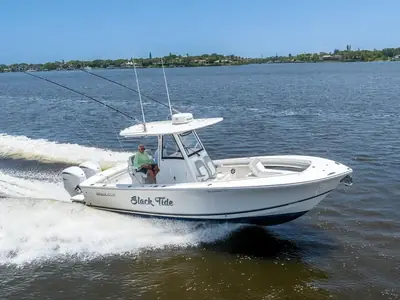 2022 Regulator 28