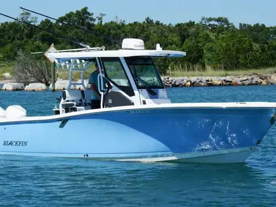 2024 Blackfin 272 CC