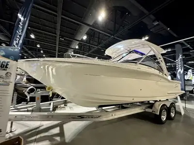 Scout 255 Dorado