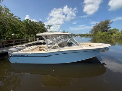 2019 Grady-White Freedom 307