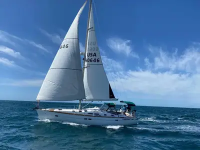 2005 Beneteau Oceanis Clipper 423