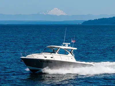 2021 Pursuit OS 355 Offshore