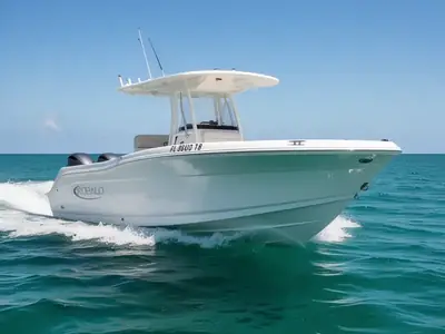 2021 Robalo R180