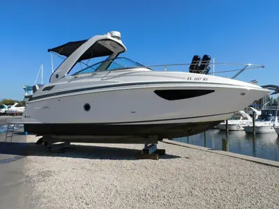 2019 Regal 28 Express