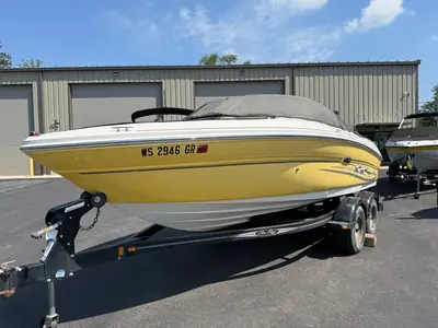 2004 Sea Ray 200 SPORT
