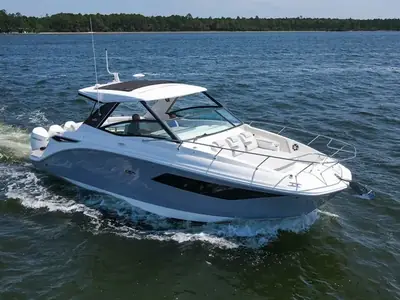 2022 Sea Ray Sundancer 320