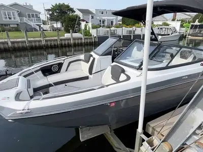 Yamaha 242 Limited S