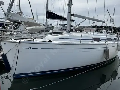  Bavaria CRUISER 30