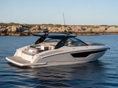 2023 Cruisers 38 GLS OB