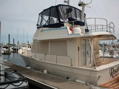 Mainship 34 Trawler