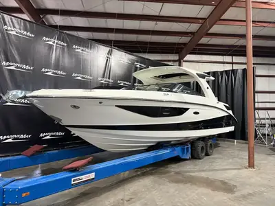 Sea Ray SLX 350