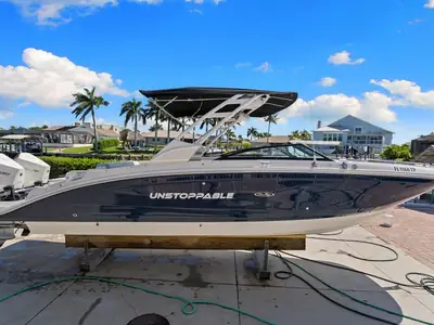 2023 Sea Ray SDX 290
