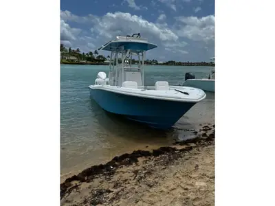Yellowfin 26 Hybrid