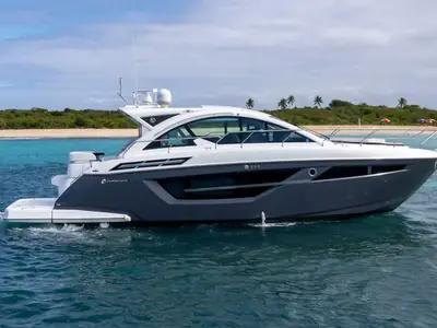 2019 Cruisers 50 Cantius