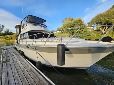 Silverton AFT CABIN 40