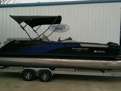 Bennington 24 RTFB
