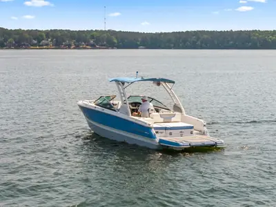 2022 Chaparral 247 SSX