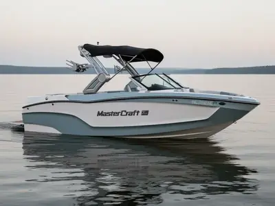 2023 MasterCraft XT22