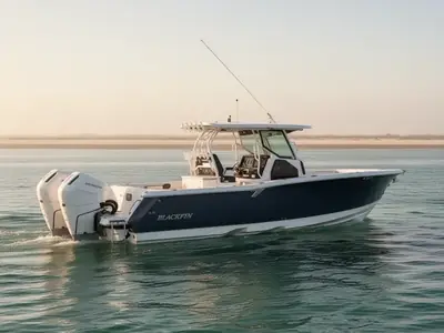 2025 Blackfin 332 CC