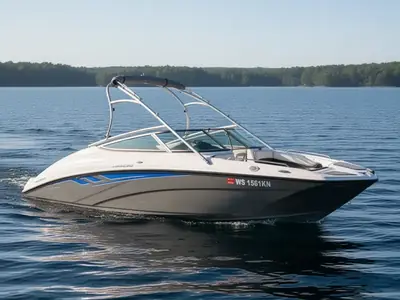 2015 Yamaha AR210