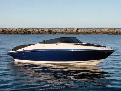 2014 Rinker 246 CAPTIVA
