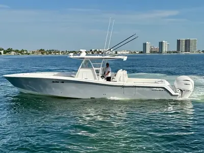Invincible 39 Open
