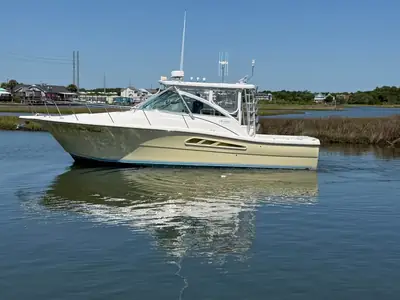 2005 Rampage 33 EXPRESS