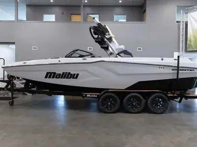 Malibu 24 MXZ
