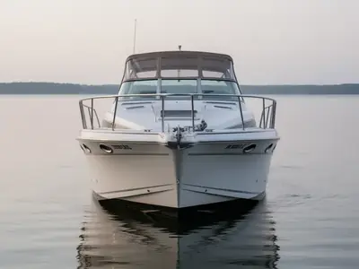 1997 Donzi 3250 LXC