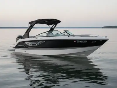 2025 Chaparral 250 OSX