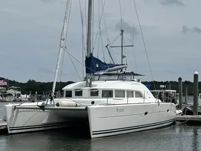 2000 Lagoon 380