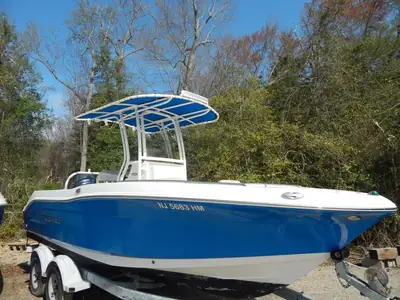2018 Robalo R200
