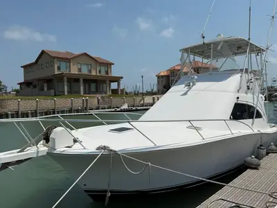 Luhrs Corp 36 CONVERTIBLE