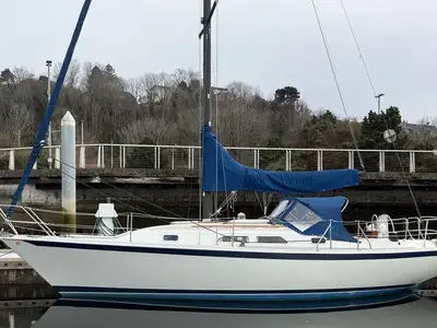 Ericson 32 200