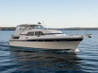1980 Chris-Craft 381 Catalina