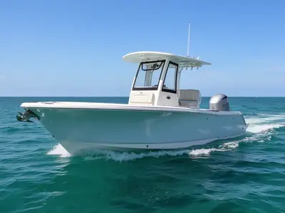 Sea Hunt Ultra 255 SE