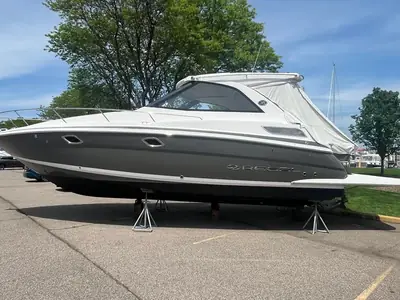 2018 Regal 35 Sport Coupe